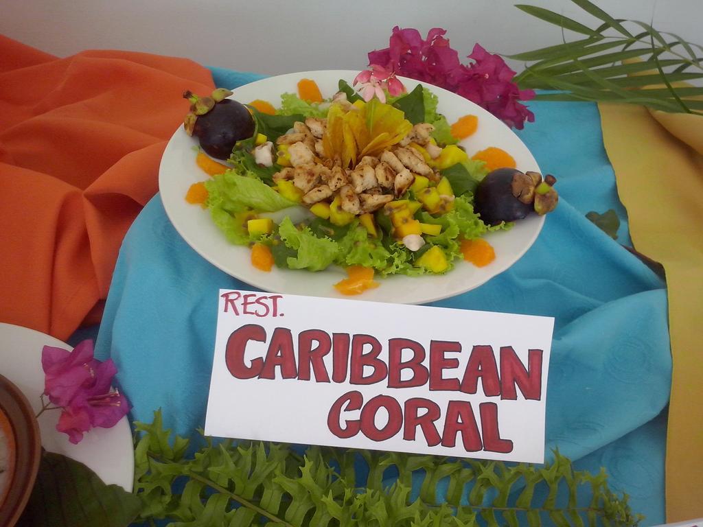 Caribbean Coral Inn Тела Екстериор снимка